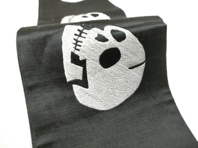 平和屋着物●半幅帯 総刺繍 ガイコツ 骸骨 黒地 正絹 逸品 CABD5937hy