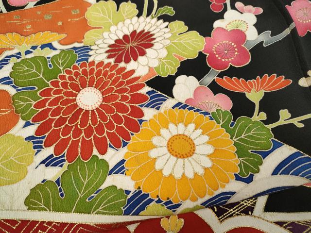平和屋着物●アンティーク 大正ロマン 黒留袖 駒刺繍 松皮菱御所車花文 金彩 正絹 逸品 CABD7276ut