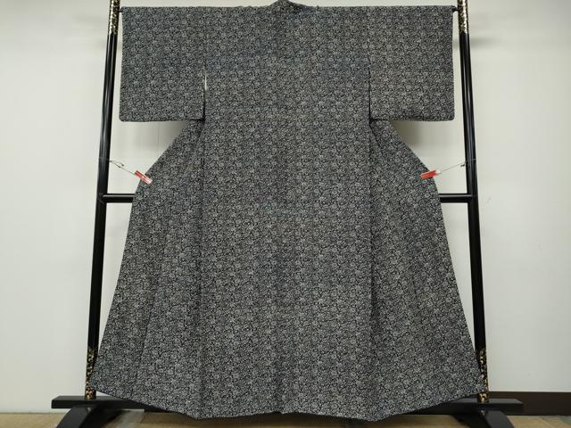 平和屋着物●藍造り国選定無形文化財 藍師・佐藤昭人 小紋 吉祥花文 正絹 逸品 CABD7332ut