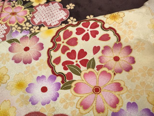 平和屋着物●豪華振袖 雪輪糸巻き舞花文 暈し染め 金彩 仮絵羽 逸品 未使用 CABD7462ut