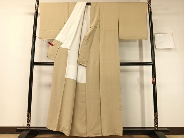 平和屋着物●上質な色無地 白橡色 正絹 逸品 CABD8112vp