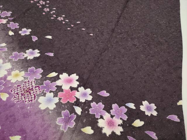 平和屋着物●豪華振袖 絞り 雪輪舞桜花文 暈し染め 金彩 銀通し地 京都きもの友禅扱い 正絹 逸品 CABD8818gh
