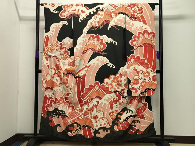 平和屋本店●アンティーク 大正ロマン 振袖 駒刺繍 立波松花文 黒地 金彩 正絹 逸品 CABD8924gh