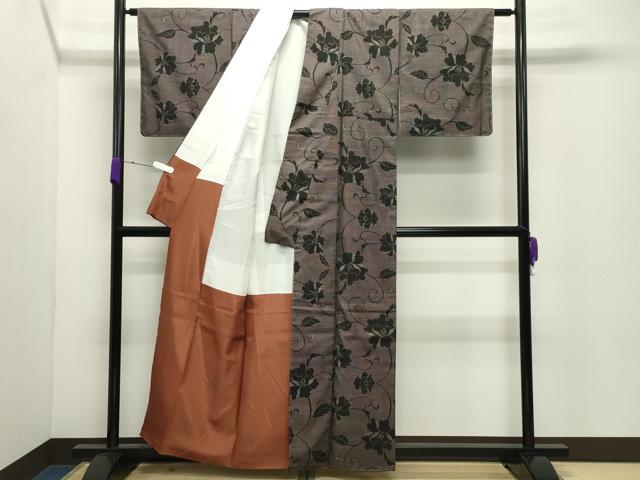 平和屋着物●白泥染の第一人者・絣の魔術師 恵積五郎 本場大島紬 夏の唐草 恵大島織物謹製 証紙付き 正絹 逸品 未使用 CABD9016gh
