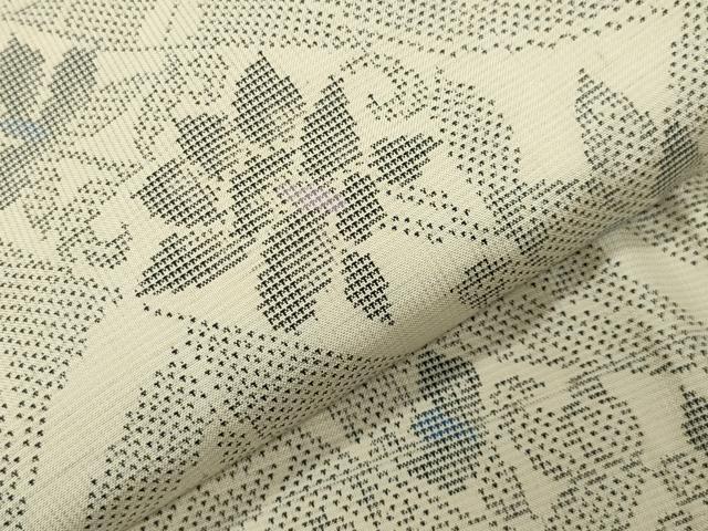 平和屋着物●本場大島紬 白大島 9マルキ 花唐草文 正絹 逸品 CABD9131gh