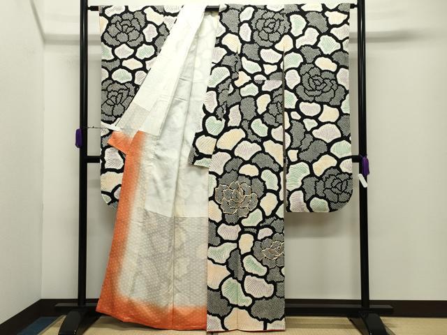 平和屋着物●豪華振袖 総絞り 駒刺繍 舞花文 黒地 正絹 逸品 CABD9172gh