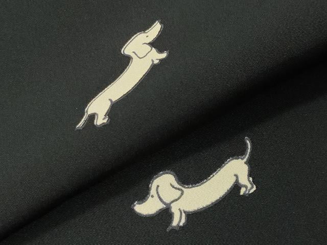 平和屋着物●長襦袢 無双仕立て ミニチュアダックスフンド 黒地 正絹 逸品 CABD9235gh