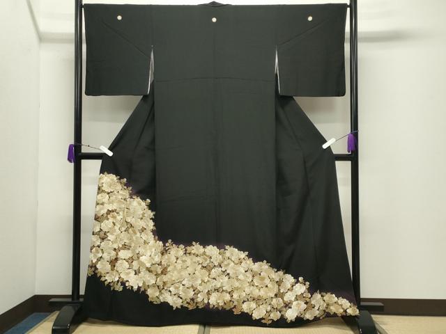 平和屋着物●豪華黒留袖　総刺繍　駒刺繍　牡丹花文　暈し染め　金銀糸　ますいわ屋扱い　正絹　逸品　CABD9255gh 平和屋着物□豪華黒留袖 作家物 駒刺繍 地紙花文 暈し染め 金彩 正絹