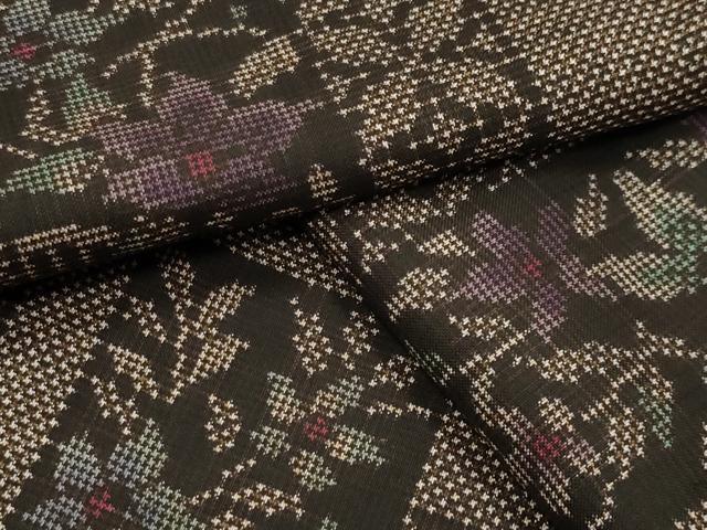 平和屋着物●本場大島紬 7マルキ 色紙重ね花文 正絹 逸品 未使用 CABD9301gh