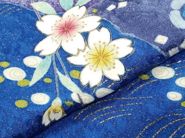 平和屋着物●豪華振袖 駒刺繍 雪輪舞桜文 暈し染め 金彩 金通し地 京都きもの友禅扱い 正絹 逸品 CABD9321gh