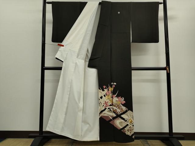平和屋着物■豪華黒留袖 刺繍 吉祥草花文 金彩 正絹 逸品 CABD9985ze