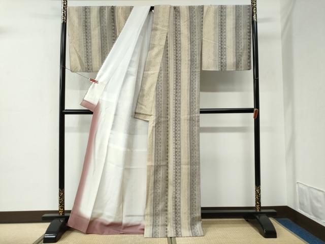 平和屋着物●結城紬 奥順 はたおり娘 80亀甲 飛び亀甲柄 吉祥間道 正絹 逸品 CABE2164yc