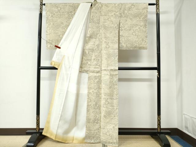 平和屋着物●本場結城紬 重要無形文化財 80亀甲 飛び亀甲柄 流水籬桐花文 正絹 逸品 未使用 CABE2224yc