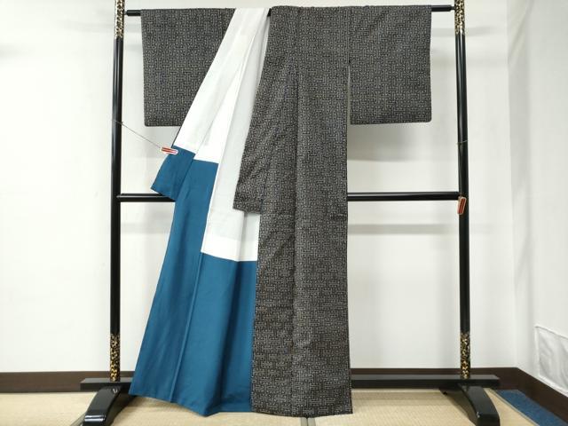 平和屋着物●本場大島紬 龍郷絣 秋名バラ 正絹 逸品 CABE2336yc