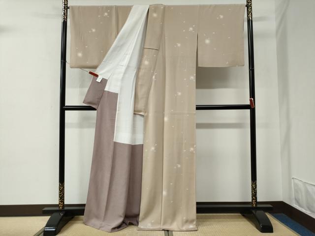 平和屋着物●上質な小紋 貝合わせ文 蛍暈し 鬼しぼ縮緬 正絹 逸品 CABE2415yc