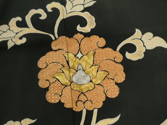 平和屋着物●創業460年・千總 黒留袖 駒刺繍 花唐草文 金彩 三越扱い 正絹 逸品 CABE2573yc