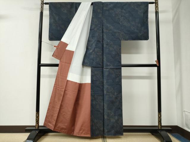 平和屋着物●本場大島紬 9マルキ 吉祥花文 正絹 逸品 未使用 CABE2638yc