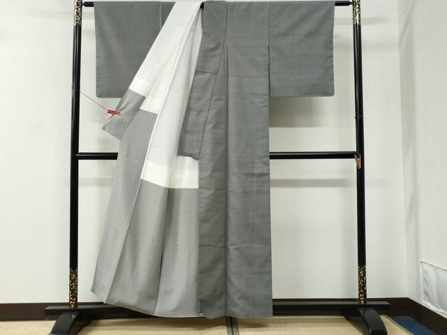 平和屋着物●本場結城紬 重要無形文化財 色無地 鼠色 正絹 逸品 未使用 CABE2810yc