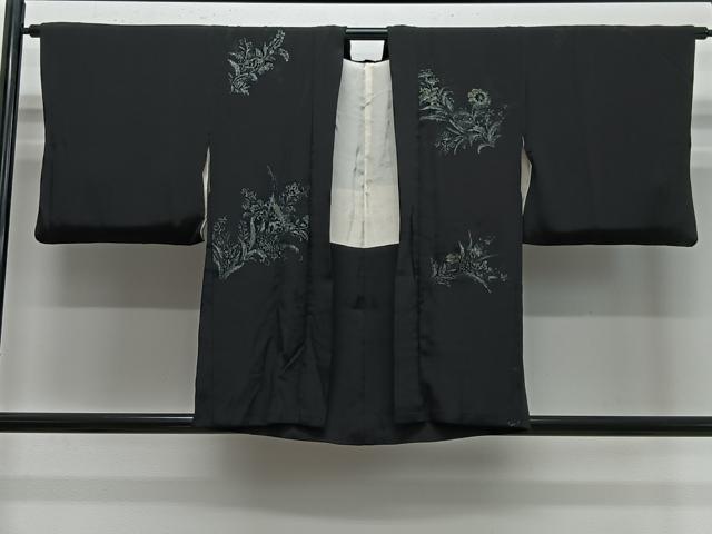 平和屋着物#羽織 寿光織 草花文 黒地 銀糸 正絹 逸品 CABE5170ua