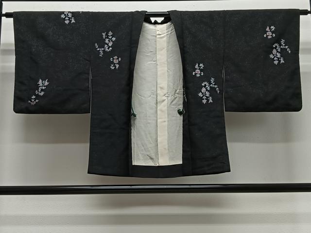 平和屋着物#羽織 寿光織 更紗草花文 黒地 銀糸 正絹 逸品 CABE5176ua