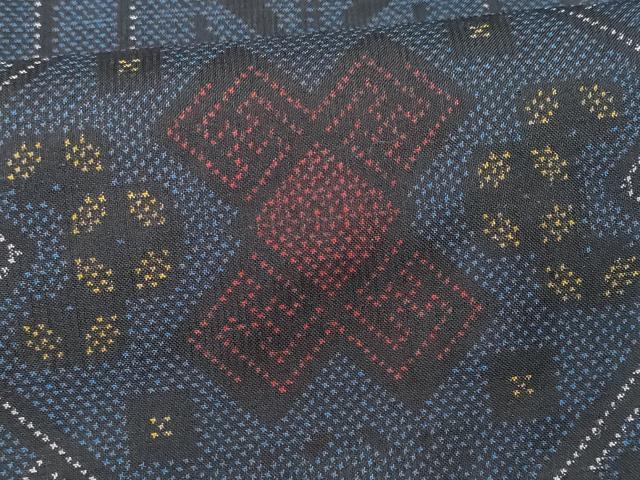 平和屋着物■本場大島紬 7マルキ 幾何学文様 証紙付き 正絹 逸品 CABE6081fb
