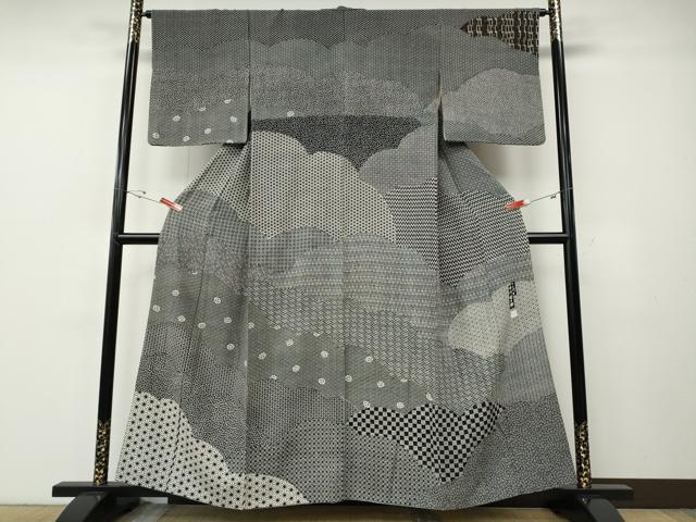 平和屋着物●訪問着 江戸小紋 十二代目 市川団十郎 雲重ね吉祥文 黒地 金彩 正絹 逸品 CABE7061ut