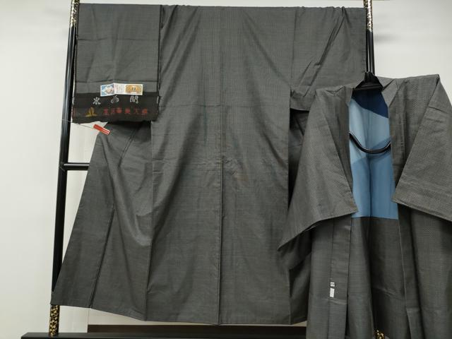 平和屋着物●本場大島紬　アンサンブル　泥染め　流水吉祥文　産業KK謹製　証紙付き　正絹　逸品　CABE7096ut 平和屋着物○男性 本場大島紬 アンサンブル・長襦袢セット 100亀甲 総