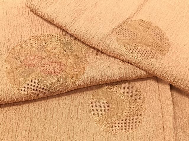 平和屋着物▼中国三大刺繍 スワトウ刺繍 総刺繍 訪問着 雪輪花文 銀彩 正絹 逸品 CABF0747vp