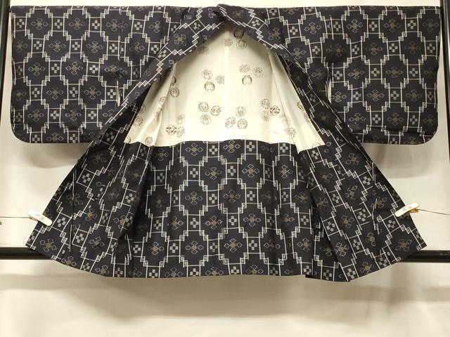 平和屋着物∞道中着 紬地 本場琉球絣 正絹 逸品 CABF1552in