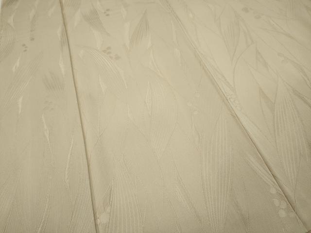 平和屋着物●上質な色無地 寿光織 南天地紋 肌色 反端付き 正絹 逸品 未使用 CABF3313ut