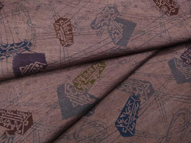 平和屋着物●上質な小紋 紬地 型染め 器物文 正絹 逸品 CABF3533ut