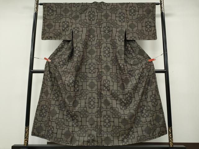 平和屋着物●本場大島紬 7マルキ 吉祥花文 正絹 逸品 未使用 CABF3598ut