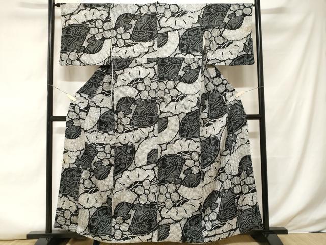 平和屋着物■上質な小紋 総刺繍 扇面草花文 黒地 正絹 逸品 CABF3606ev