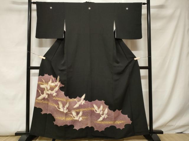 平和屋着物■豪華黒留袖 刺繍 飛鶴箔散らし文 暈し染め 金銀彩 正絹 逸品 CABF4039ev