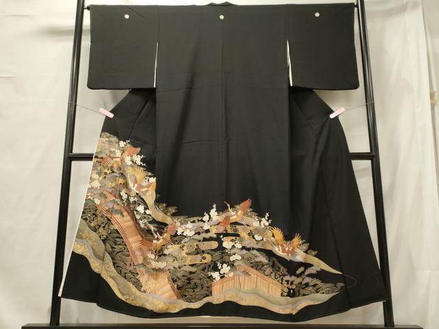 平和屋着物■豪華黒留袖 駒刺繍 渡橋飛鶴花松文 金銀彩 正絹 逸品 CABF5838oy