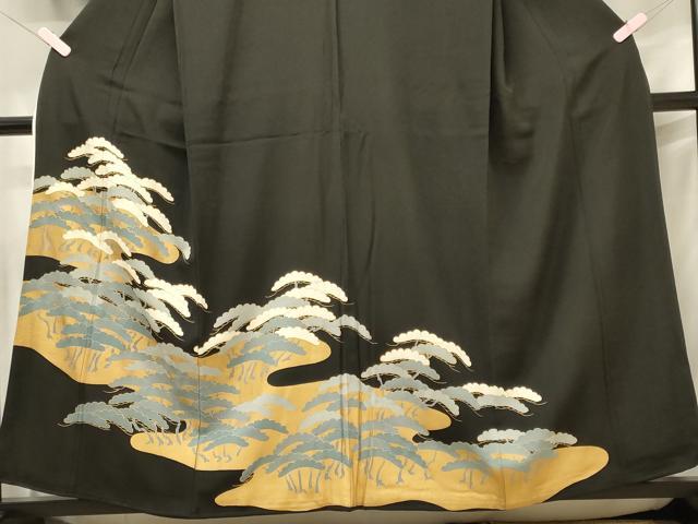 平和屋着物■豪華黒留袖 駒刺繍 松文 金彩 正絹 逸品 CABF5963oy