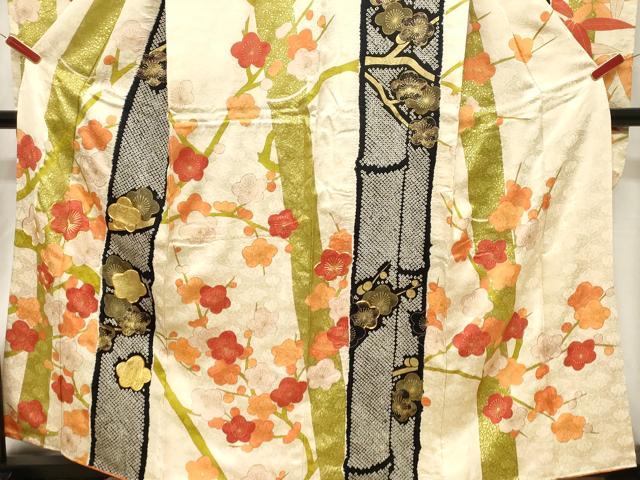 平和屋着物■豪華振袖 駒刺繍 絞り 枝梅文 金彩 正絹 逸品 CABF6212dy
