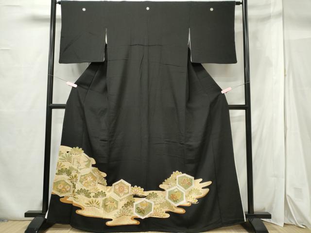 平和屋着物■豪華黒留袖 駒刺繍 飛鶴花松文 金彩 正絹 逸品 CABF6541ou