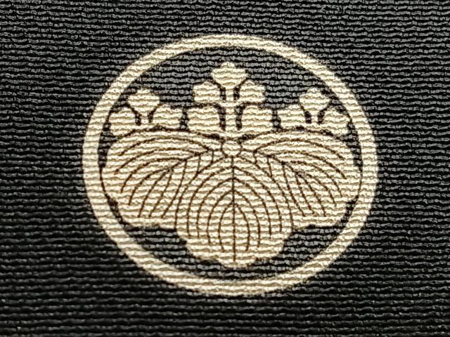 平和屋着物■豪華黒留袖 作家物 駒刺繍 飛鳥松花文 金彩 正絹 逸品 CABF8095xi