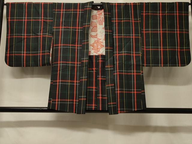 平和屋着物#本場縞大島紬 羽織 格子柄 黒地 正絹 逸品 CABF9177in