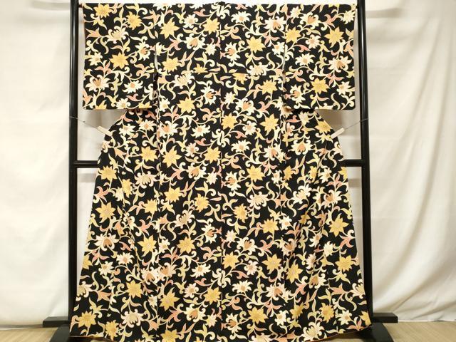 平和屋着物■上質な小紋 更紗花唐草文 黒地 金彩 正絹 逸品 CABF9243ev