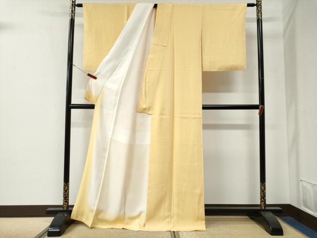 平和屋着物●上質な色無地 伊と幸 卵色 反端付き 正絹 逸品 未使用 CABG0004yc