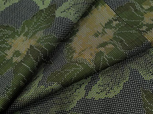 平和屋着物●本場大島紬 7マルキ 草花文 正絹 逸品 未使用 CABG0112yc