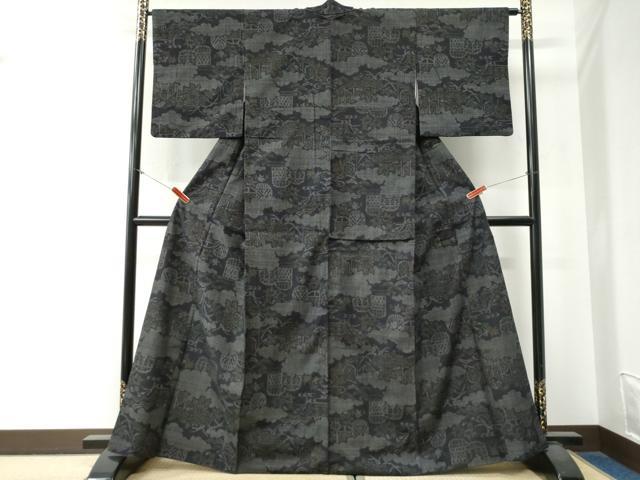 平和屋着物●結城紬 100亀甲 飛び亀甲柄 雲取り草花文 黒地 正絹 逸品 CABG0206yc