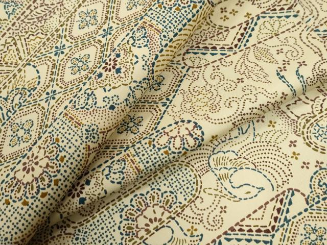 平和屋着物●本場染大島紬 エ霞鳳凰花唐草文 正絹 逸品 CABG0222yc