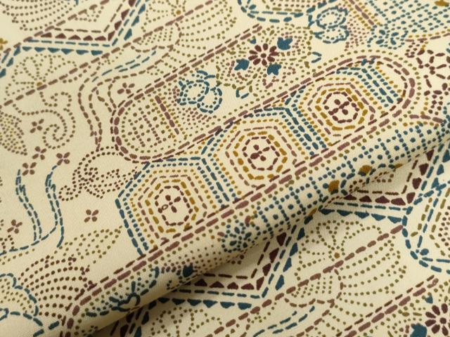 平和屋着物●本場染大島紬 エ霞鳳凰花唐草文 正絹 逸品 CABG0222yc