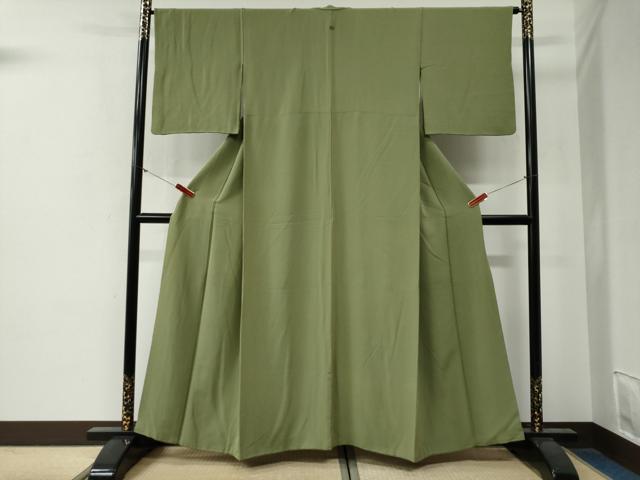 平和屋着物●上質な色無地 松葉色 正絹 逸品 CABG0302yc