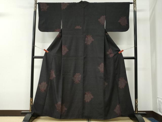 平和屋着物●結城紬 舞花文 黒地 正絹 逸品 CABG0455yc
