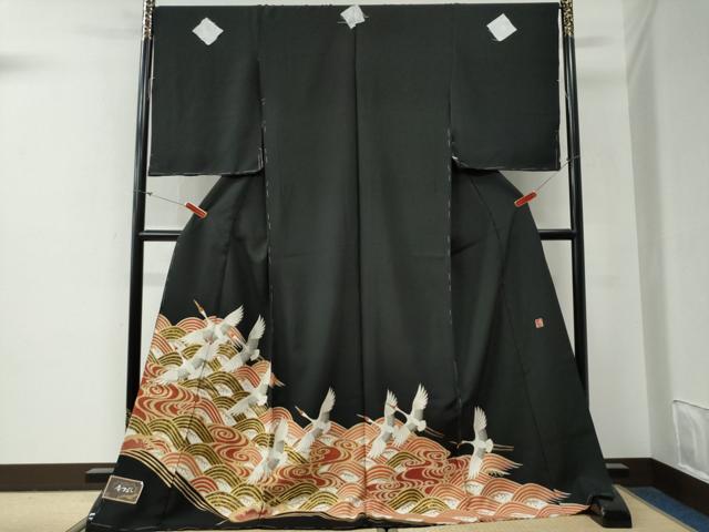 平和屋着物●豪華黒留袖 作家物 本うるし 立波飛鶴文 金彩 仮絵羽 正絹 逸品 未使用 CABG0506yc