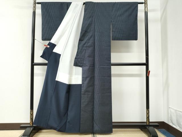 平和屋着物●銀座きしや 本場大島紬 7マルキ よろけ縞 たとう紙付き 正絹 逸品 CABG0565yc